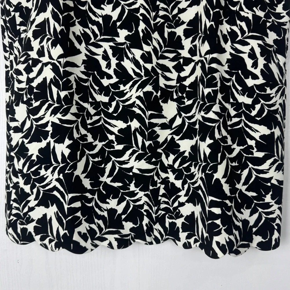 J. Crew Sleeveless‎ Scalloped Leaf Print Top Women Size S